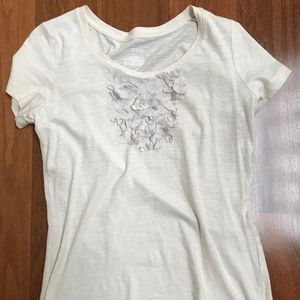 scoop neck flower shirt